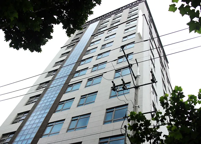 Park Hotel 3*